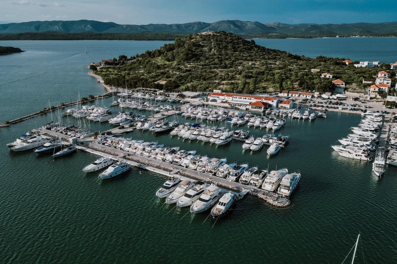 Hotel Stomorin-Marina Hramina Murter Luaran gambar